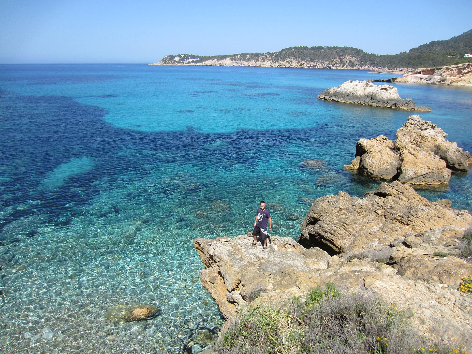 Aguas transparentes de Cala Xarraca